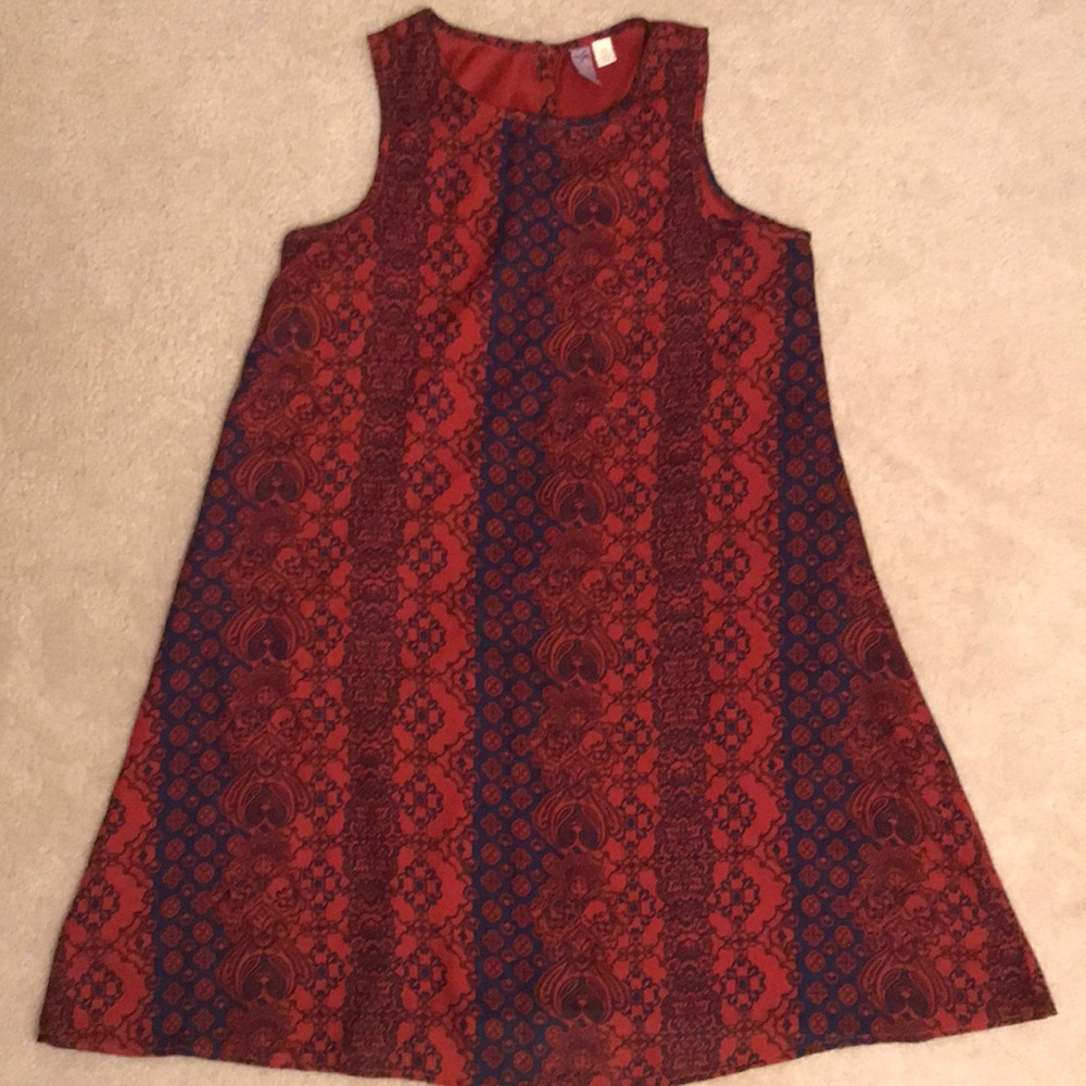 Pattered shift dress